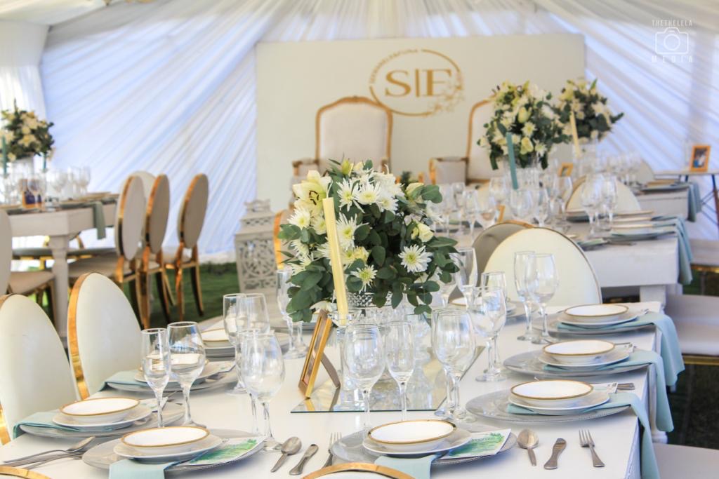 Screens & Projectors Image